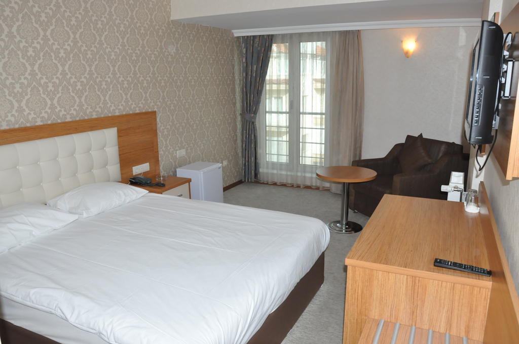 Ilksan Deha Hotel Ankara Esterno foto