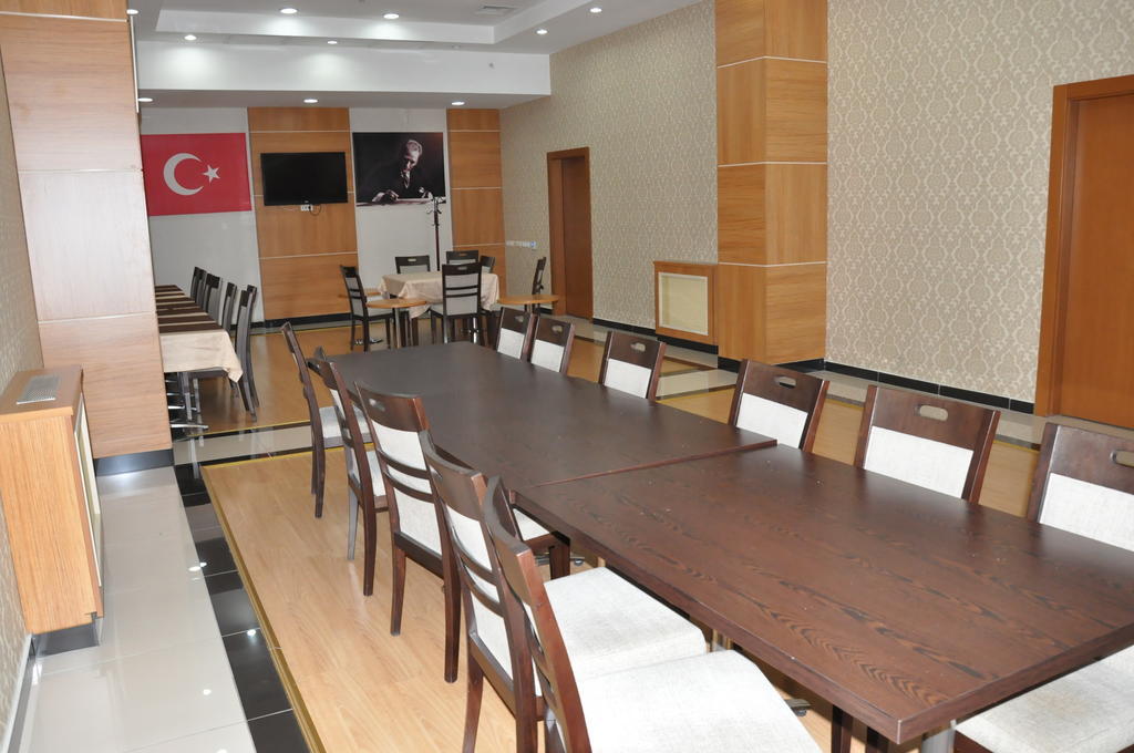 Ilksan Deha Hotel Ankara Esterno foto