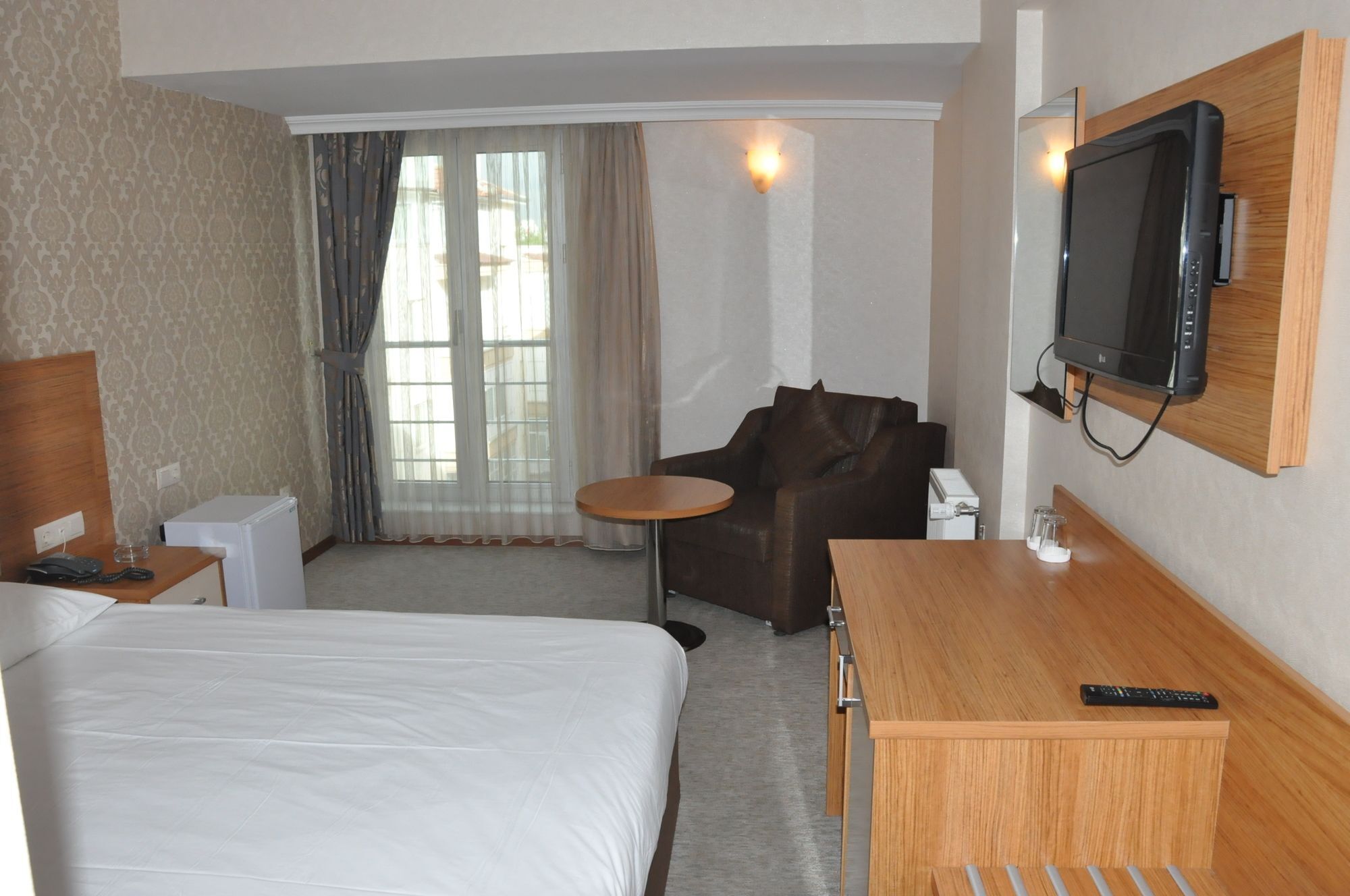 Ilksan Deha Hotel Ankara Esterno foto
